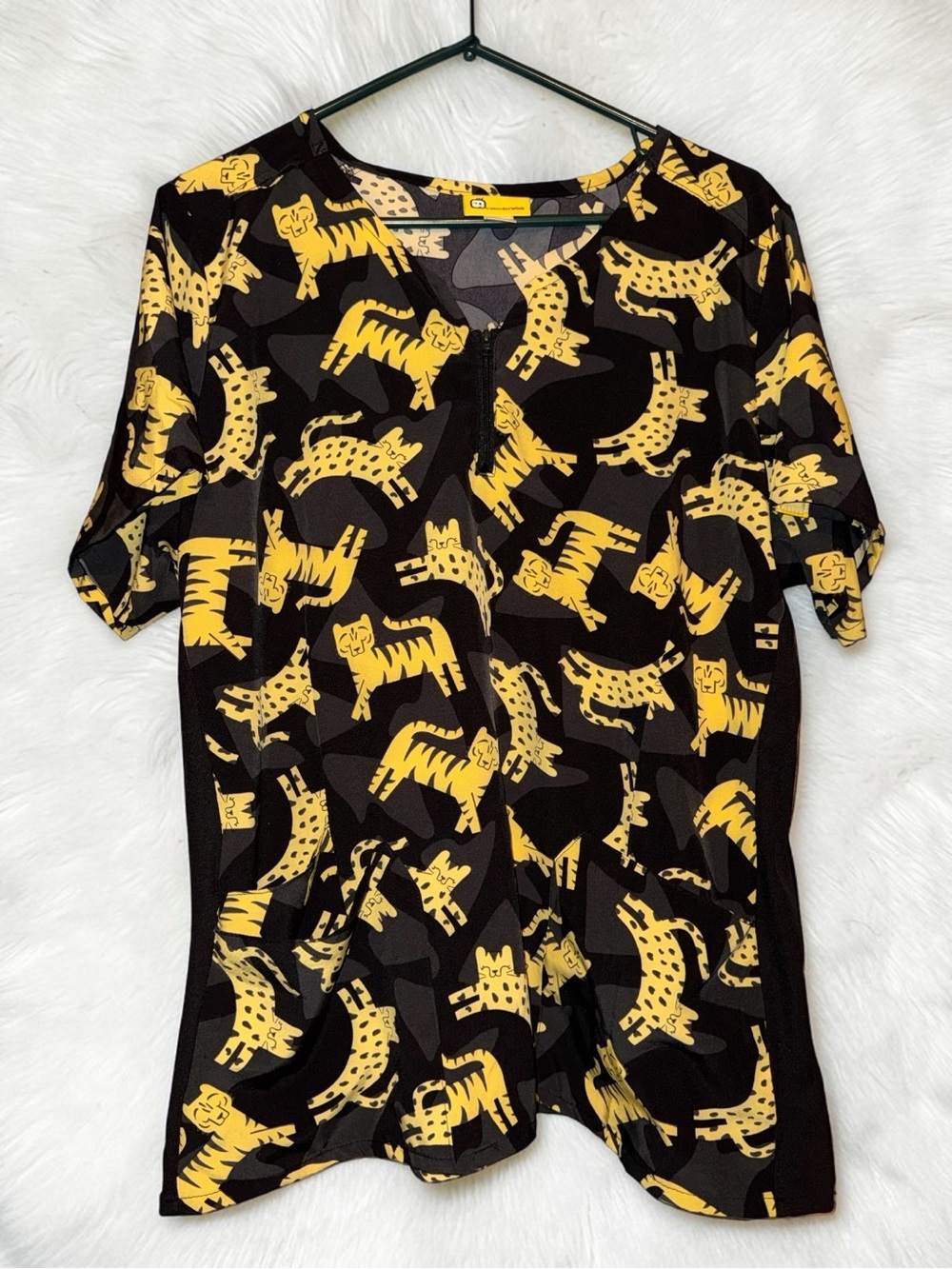 WonderWink Yellow Cat-Print Short Sleeve Nursing Scrub Top - Women